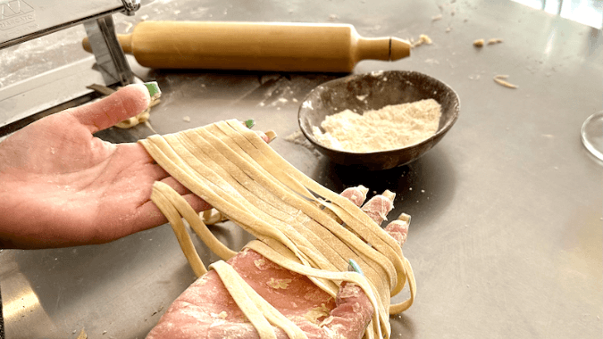 Você servirá um fettucini inigualável que certamente impressionará seus amigos e familiares!