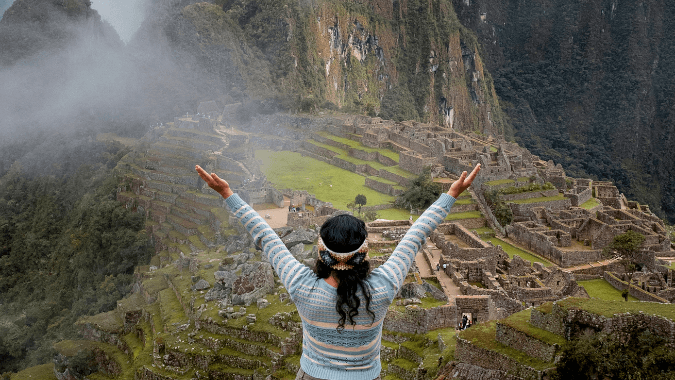 Visitez le Machu Picchu et accédez aux ruines les plus célèbres du Pérou à bord des trains exclusifs Voyager ou Expedition !