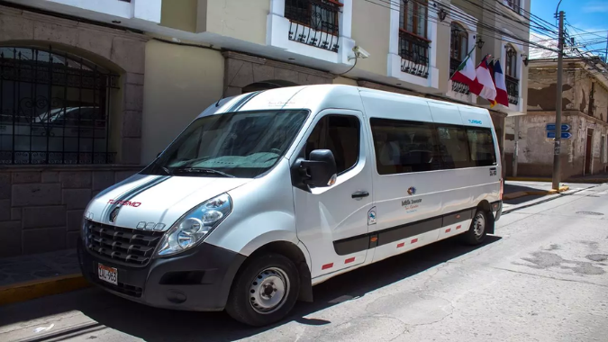 Chegue ao seu hotel sem problemas com este traslado de e para o aeroporto!